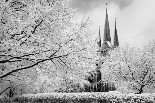 Linden . Bethlehemkirche .Winter . Schnee